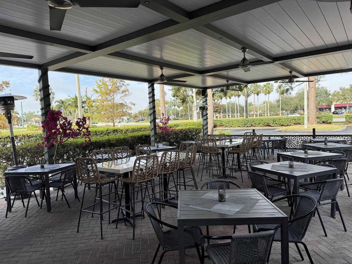 Spiro's Taverna Of St. Lucie West